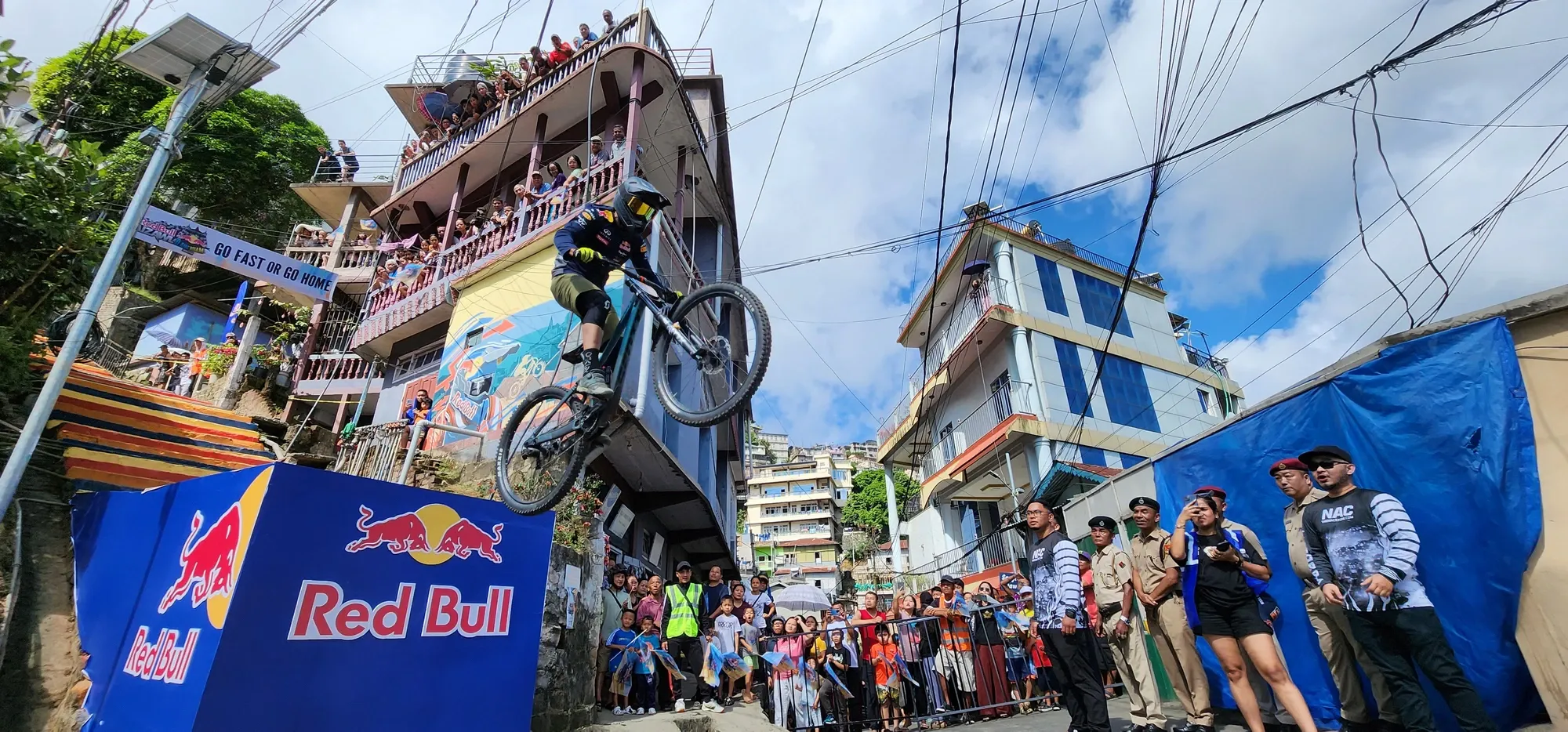 Urban downhill rider, Aizawl